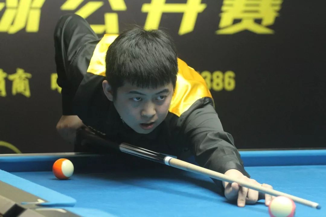 刘伟国的不 刘伟国的不